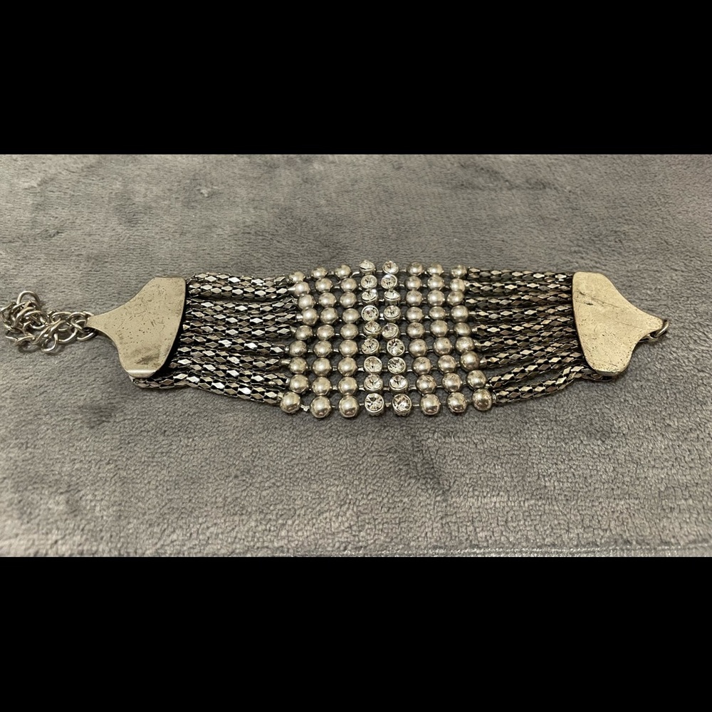 Metal bracelet with crystals- bijou